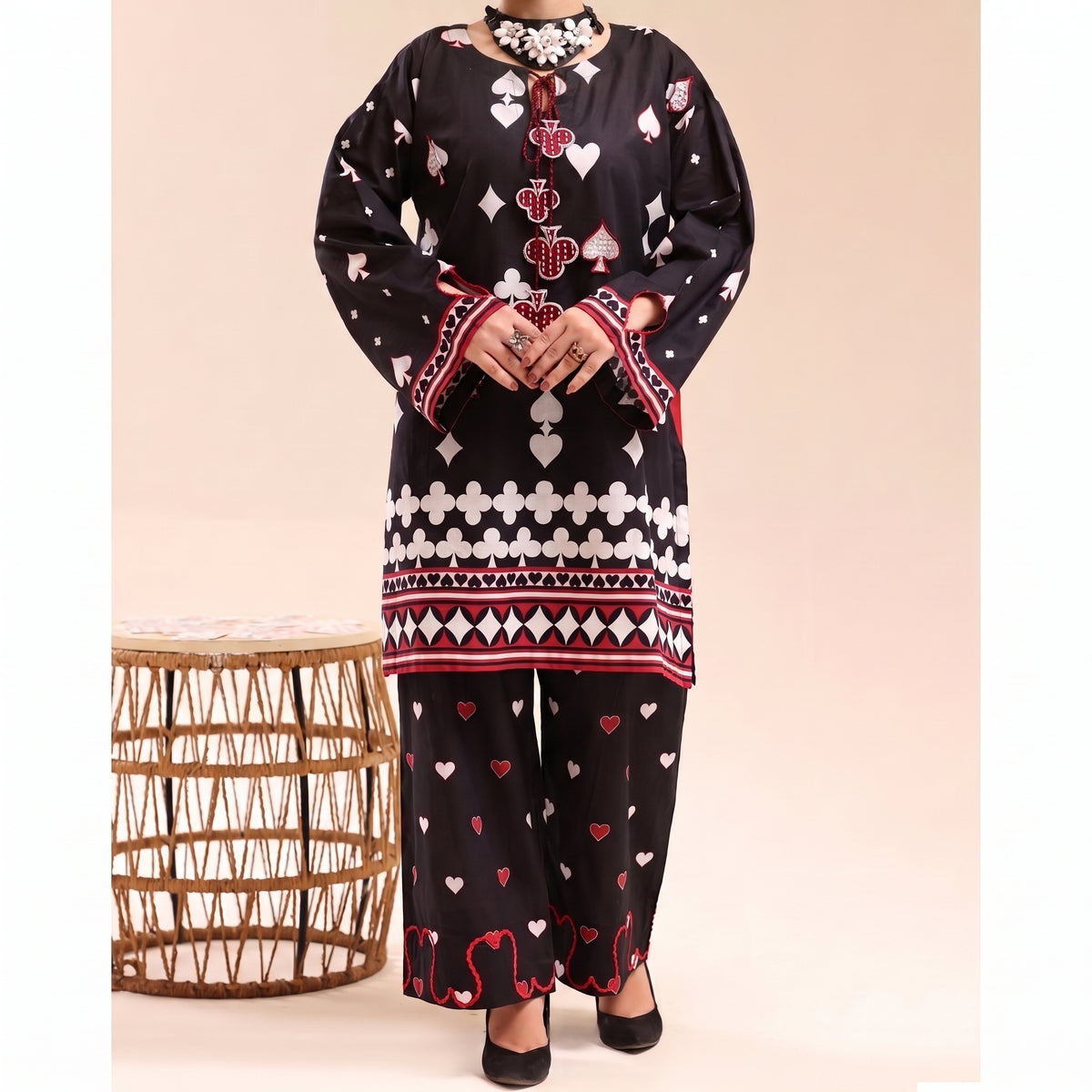 Queen of Hearts 2-Piece ( PLE2P-13 )