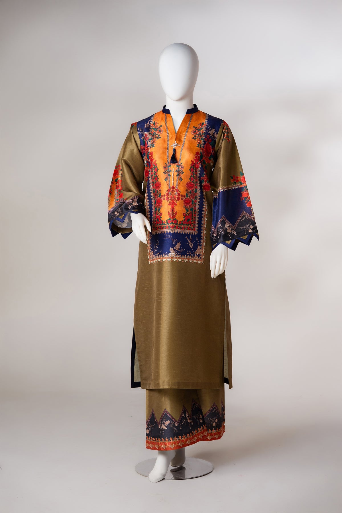 2 piece - Nia Silk.