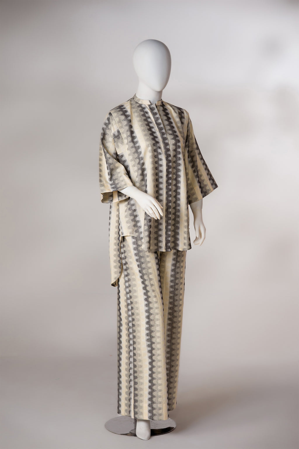 2 piece - CROSS LINE Viscose jacquard.