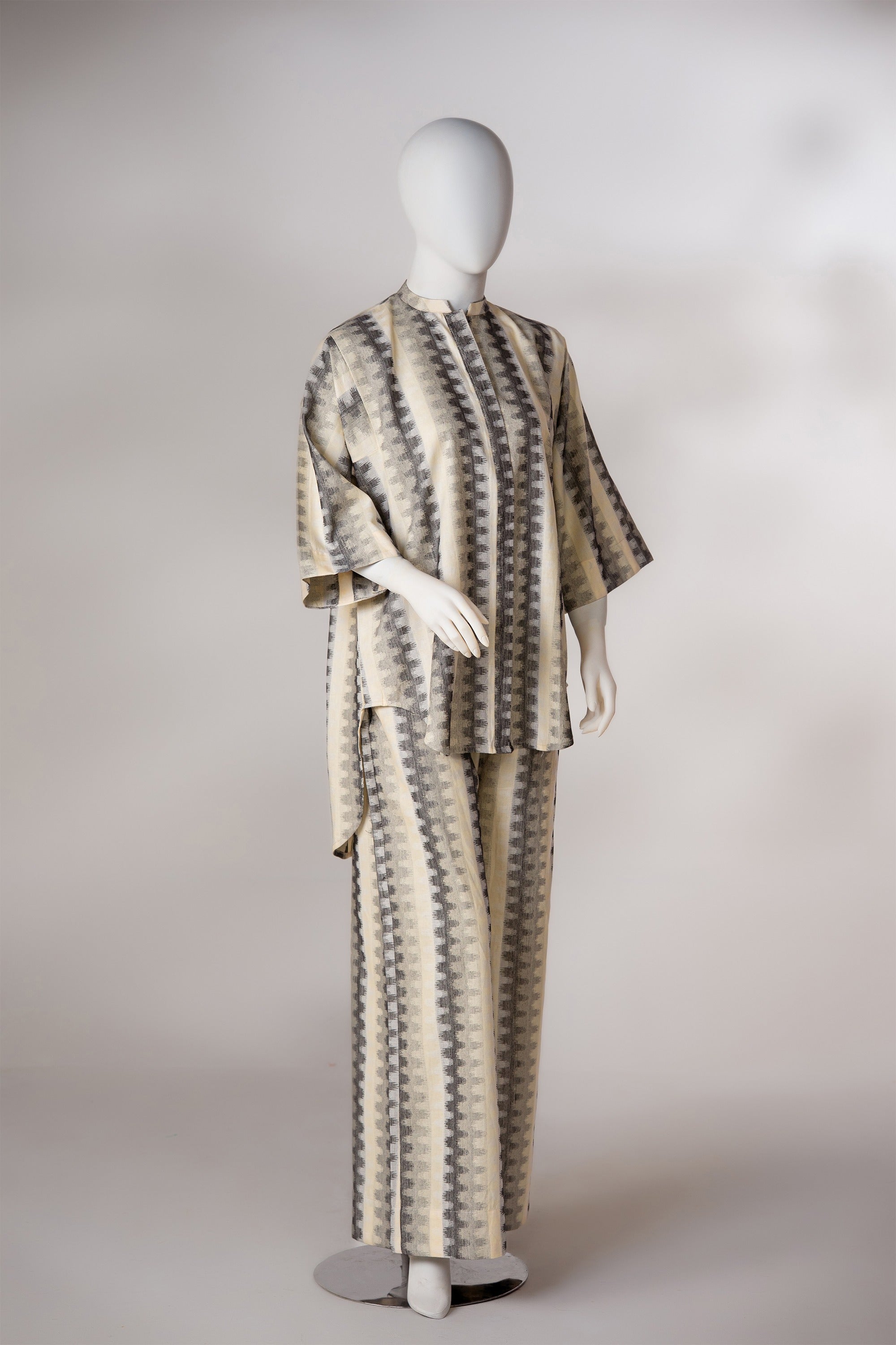 2 piece - CROSS LINE Viscose jacquard.