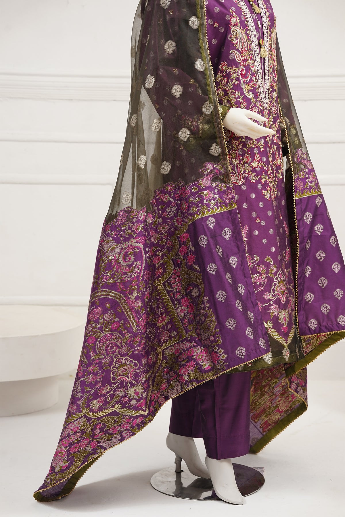 3 piece - Silk Reverie Viscose Silk Self-Jacquard.