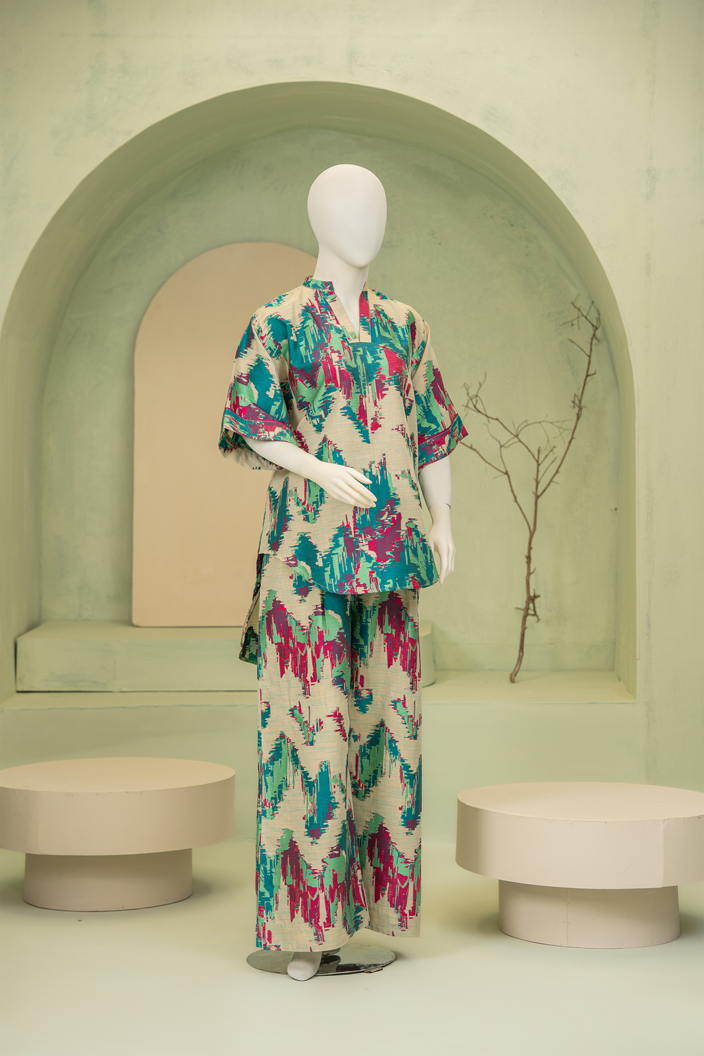 2 piece - IKAT Viscose jacquard.