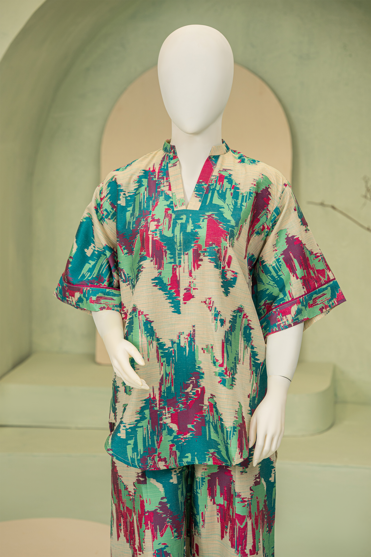 2 piece - IKAT Viscose jacquard.