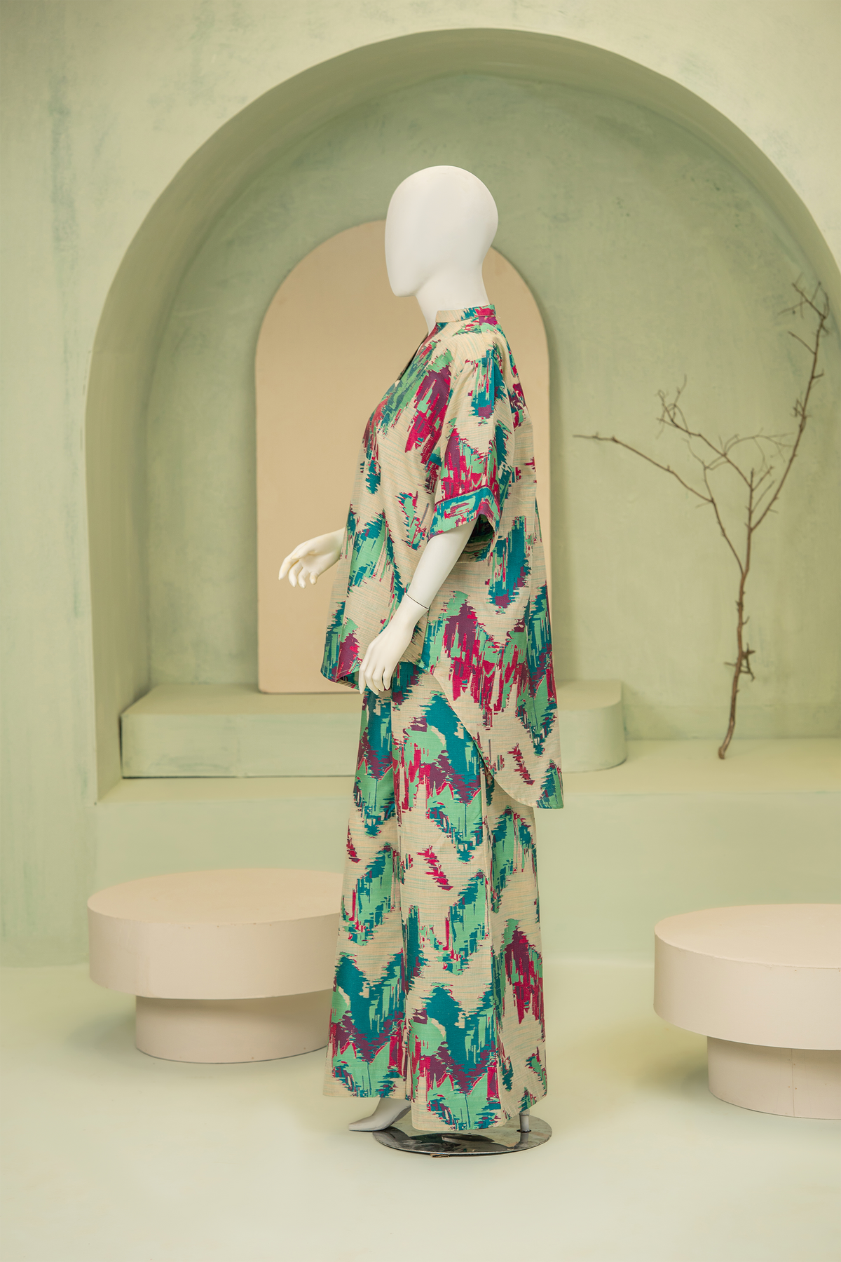 2 piece - IKAT Viscose jacquard.