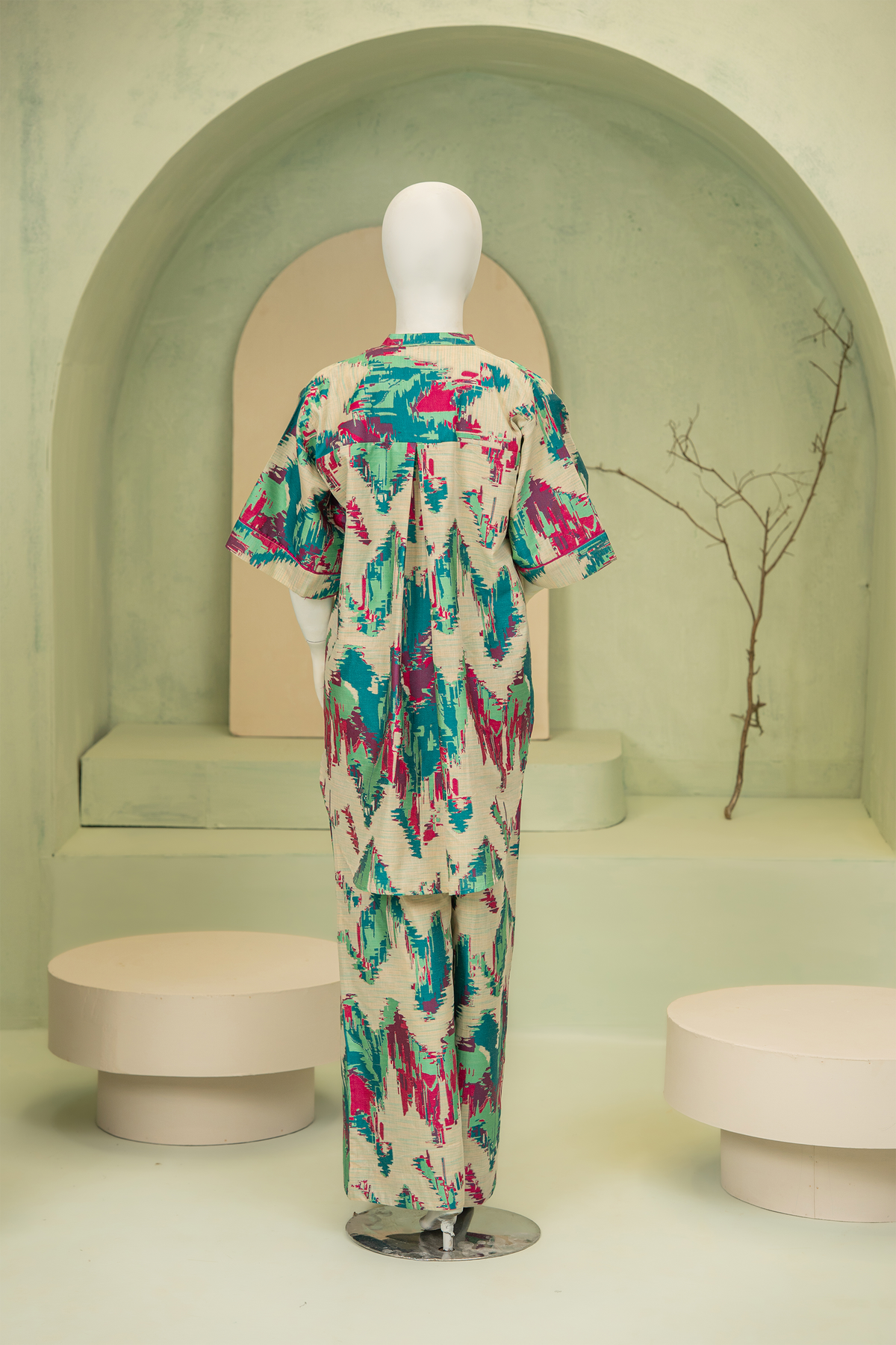 2 piece - IKAT Viscose jacquard.
