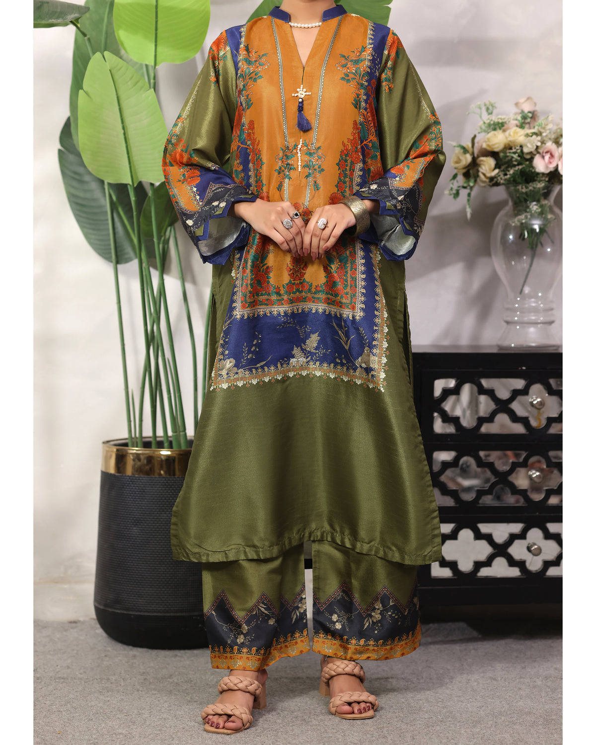 Nia - Silk 2Pc