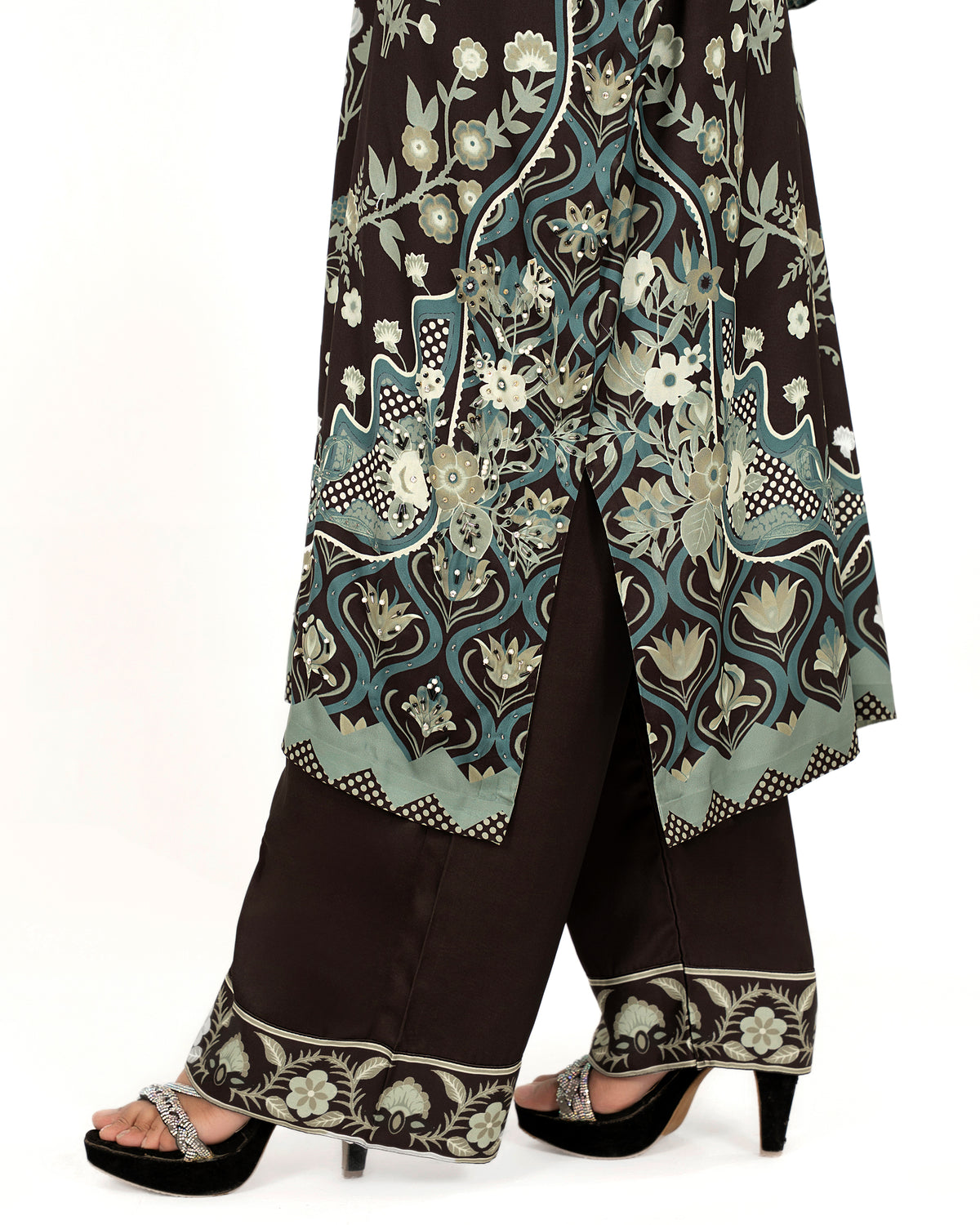 Midnight Flora - Printed Shamoz Hand Embroiderey 2Pc ( EPSS2P-07 )