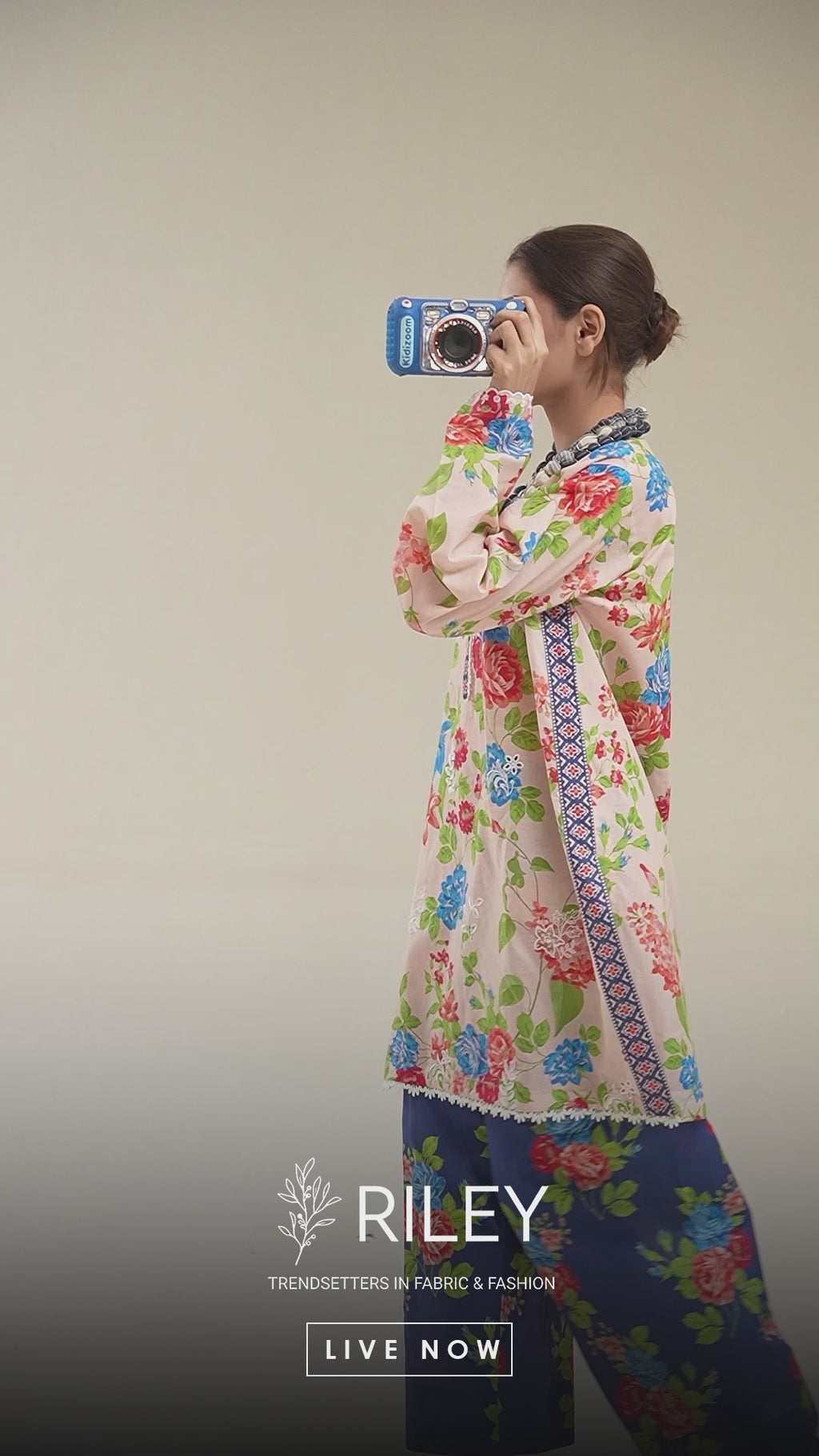RoseCharm - 2 Pc Embroidered Lawn Co-Ord Set ( PLE2P-17 )