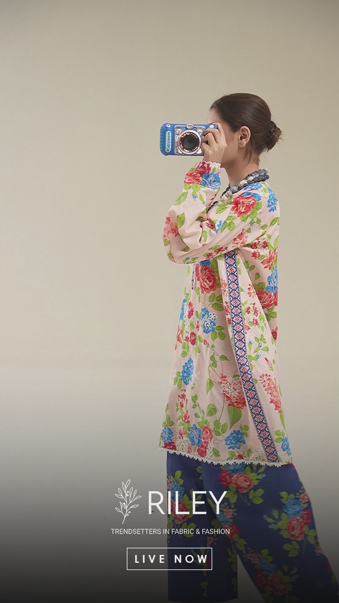 RoseCharm - 2 Pc Embroidered Lawn Co-Ord Set ( PLE2P-17 )